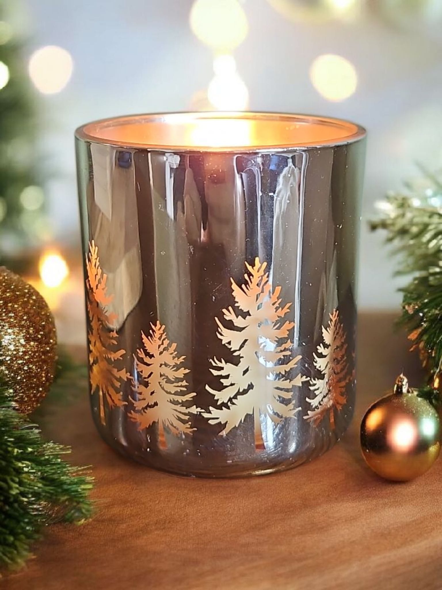 Gold Christmas Tree Glass